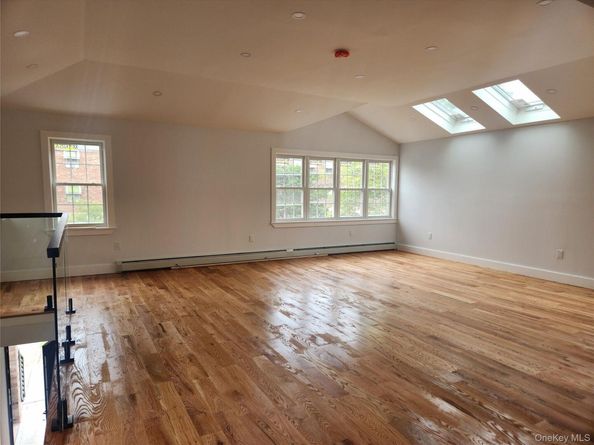 3139 Edson Avenue, Bronx NY 10469