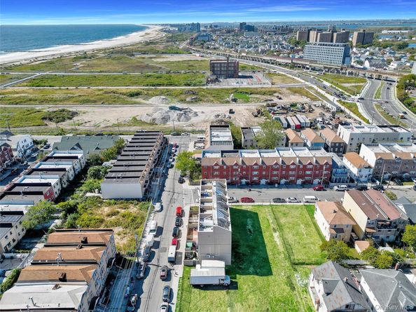 3012 Seagirt Avenue, Far Rockaway NY 11691