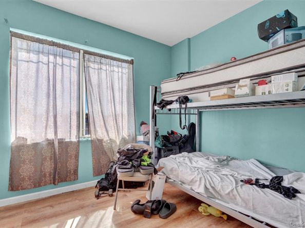 3012 Seagirt Avenue, Far Rockaway NY 11691