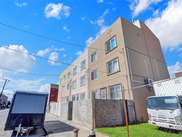 3012 Seagirt Avenue, Far Rockaway NY 11691