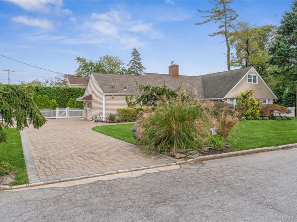 262 Channon Road, Hewlett Harbor NY 11557