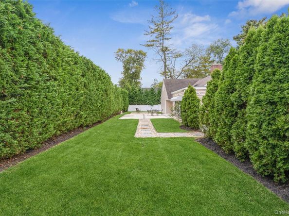262 Channon Road, Hewlett Harbor NY 11557