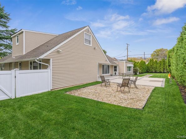262 Channon Road, Hewlett Harbor NY 11557