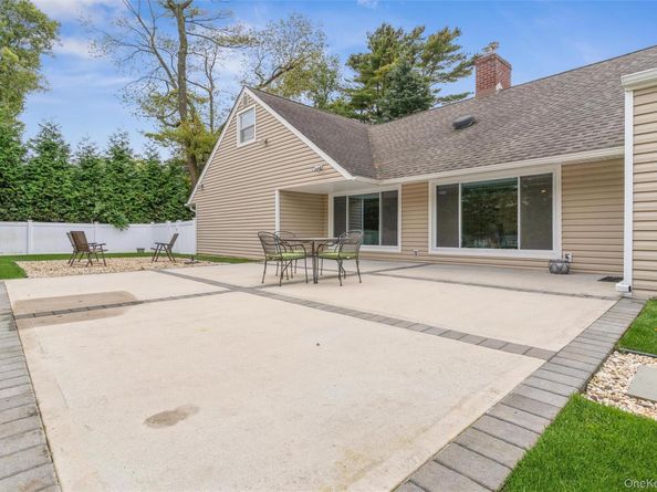 262 Channon Road, Hewlett Harbor NY 11557