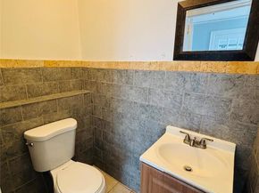 19 Ellwood Street, Glen Cove NY 11542
