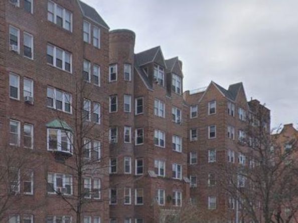 86-10 34 Avenue 114, Jackson Heights NY 11372