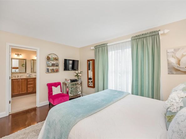 1 Central Park Boulevard, Bohemia NY 11716