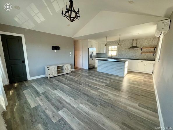 3067 Xavier Court, Oceanside NY 11572