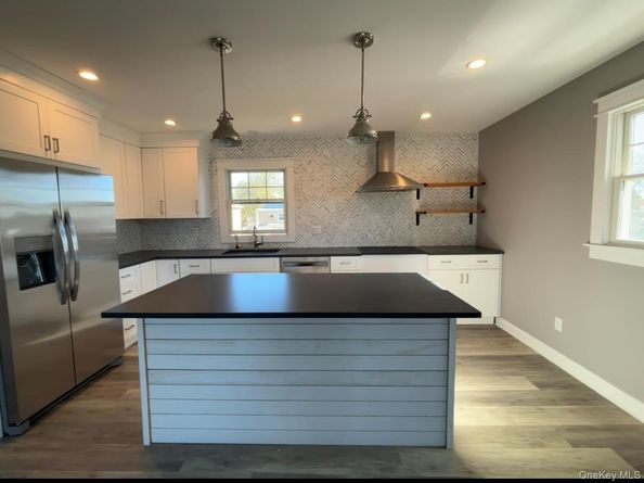 3067 Xavier Court, Oceanside NY 11572