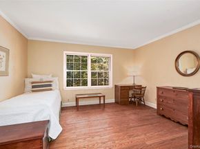 71 Commodore Road, Chappaqua NY 10514