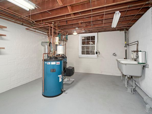 71 Commodore Road, Chappaqua NY 10514