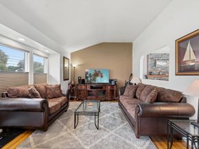 10 Riverdale Avenue, Oakdale NY 11769