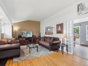 10 Riverdale Avenue, Oakdale NY 11769