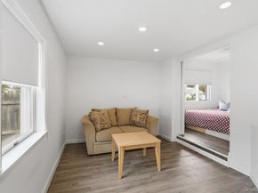 10 Riverdale Avenue, Oakdale NY 11769