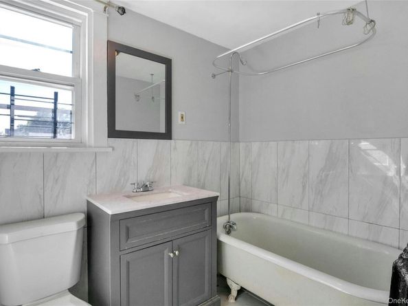 290 E Sidney Avenue, Mount Vernon NY 10553