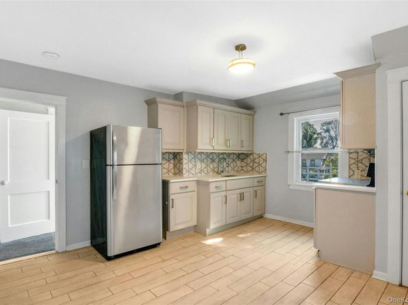 290 E Sidney Avenue, Mount Vernon NY 10553