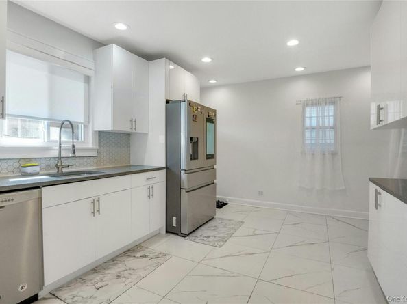 290 E Sidney Avenue, Mount Vernon NY 10553