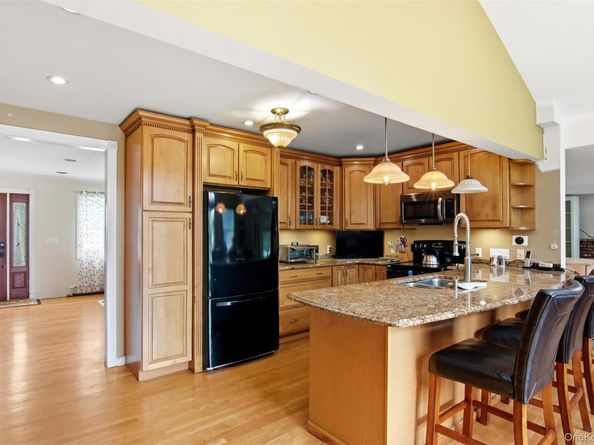 264 Amityville Street, Islip Terrace NY 11752