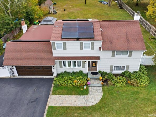 264 Amityville Street, Islip Terrace NY 11752