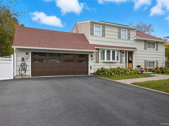 264 Amityville Street, Islip Terrace NY 11752