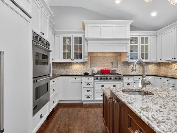 78 Bagatelle Road, Melville NY 11747