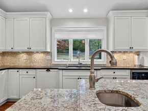 78 Bagatelle Road, Melville NY 11747