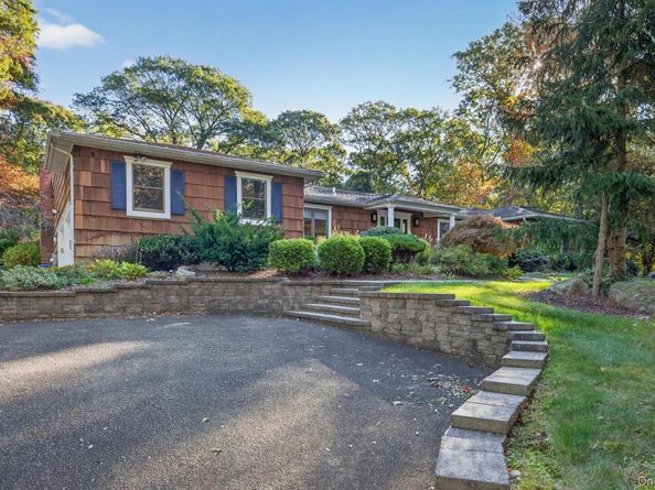 78 Bagatelle Road, Melville NY 11747