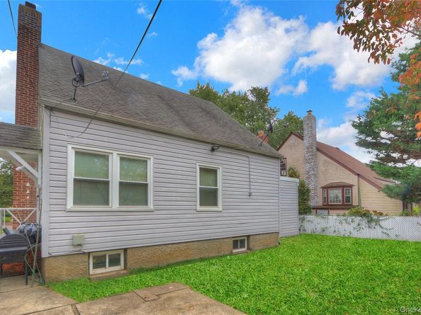8724 250th Street, Bellerose NY 11426