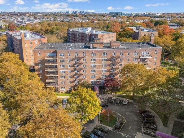 151-25 88th Street 4F, Howard Beach NY 11414