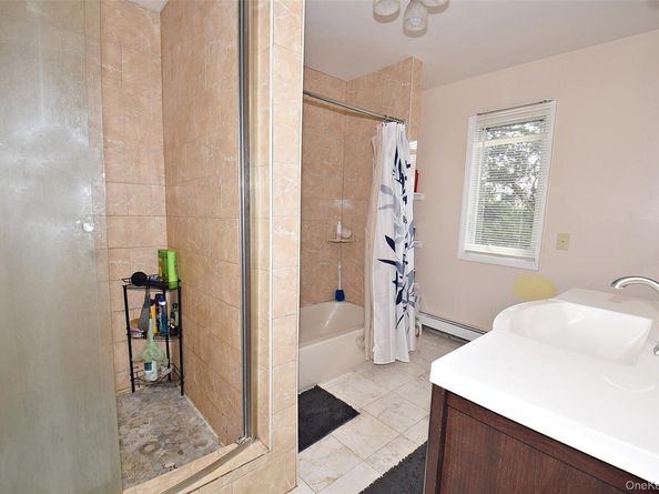 2 Aster Drive, New Hyde Park NY 11040