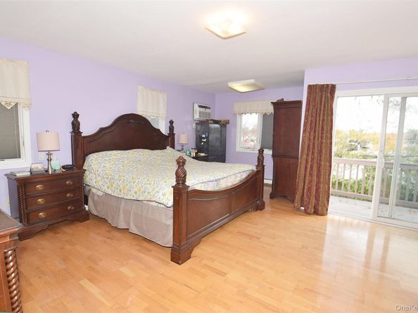 2 Aster Drive, New Hyde Park NY 11040