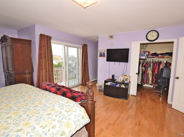 2 Aster Drive, New Hyde Park NY 11040