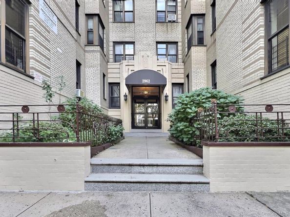 2962 Decatur Avenue 3G, Bronx NY 10458