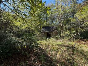 98 Eastwoods Road, Pound Ridge NY 10576