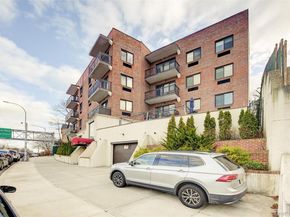 13546 Grand Central Parkway 4C, Briarwood NY 11435
