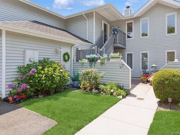 107 Fairfield Drive N 107, Saint James NY 11780