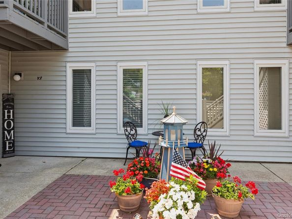 107 Fairfield Drive N 107, Saint James NY 11780