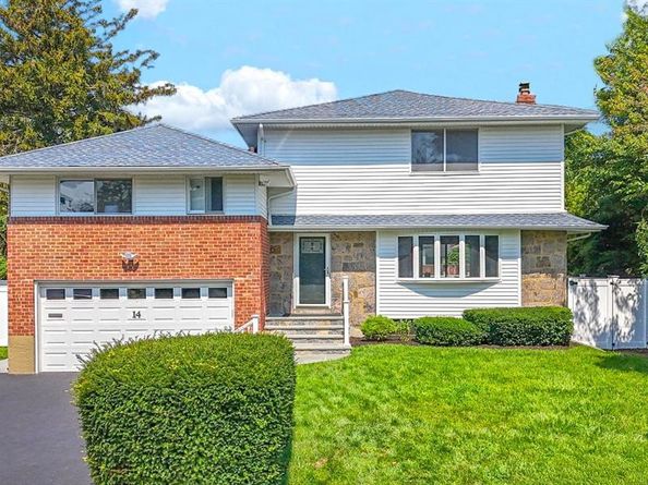 14 Westminster Road, Syosset NY 11791