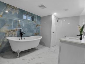 14 Westminster Road, Syosset NY 11791