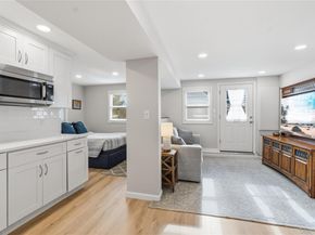 17 Lanier Lane, Bay Shore NY 11706