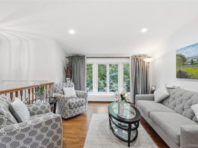 17 Lanier Lane, Bay Shore NY 11706
