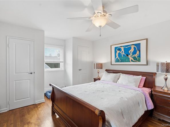 17 Lanier Lane, Bay Shore NY 11706