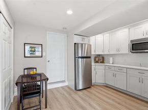 17 Lanier Lane, Bay Shore NY 11706