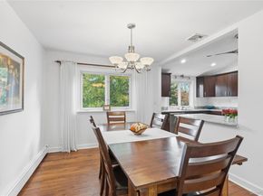 17 Lanier Lane, Bay Shore NY 11706