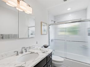 17 Lanier Lane, Bay Shore NY 11706