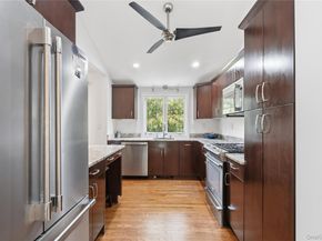 17 Lanier Lane, Bay Shore NY 11706