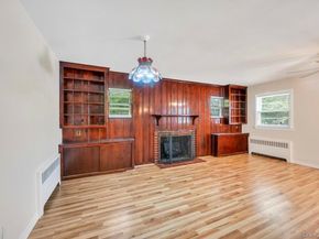 51 Stevenson Road, Hewlett NY 11557
