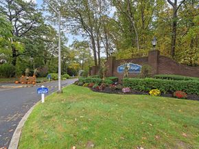 497 Daryl Drive, Medford NY 11763
