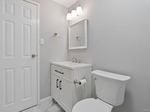 497 Daryl Drive, Medford NY 11763