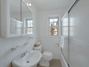 7 Chateaux Circle 7H, Scarsdale NY 10583